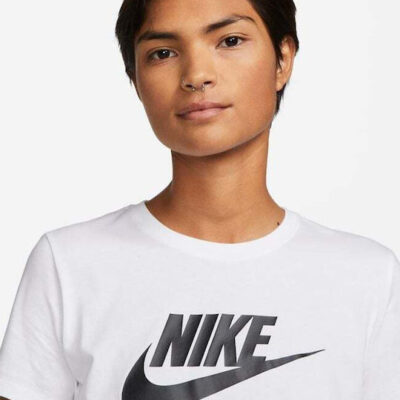 SPORTSWEAR ESSENTIALS T-SHIRT - Image 3