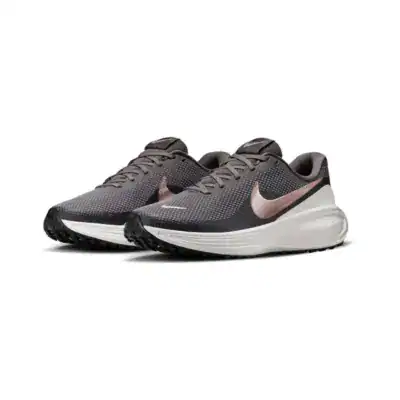 W NIKE REVOLUTION 8 - Image 4