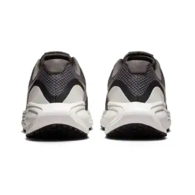 W NIKE REVOLUTION 8 - Image 6