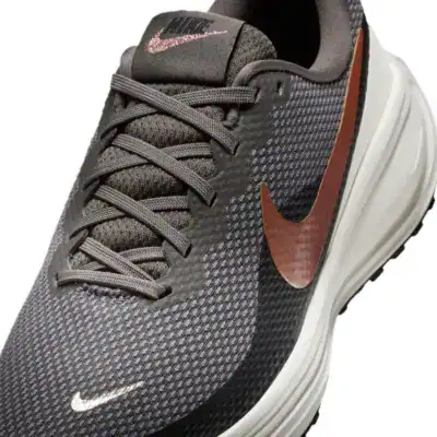 W NIKE REVOLUTION 8 - Image 8