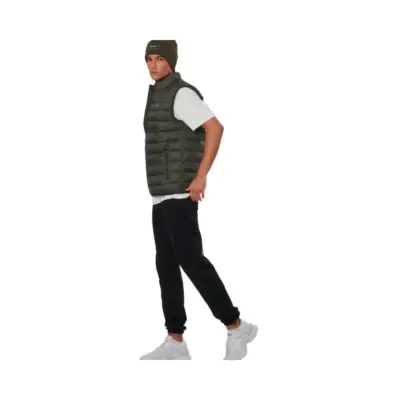 MEN'S LIGHTWEIGHT QUILTED VEST - Image 6